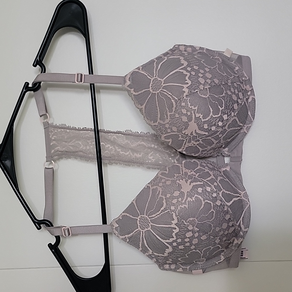 Victoria's Secret Push Up bra size 34D